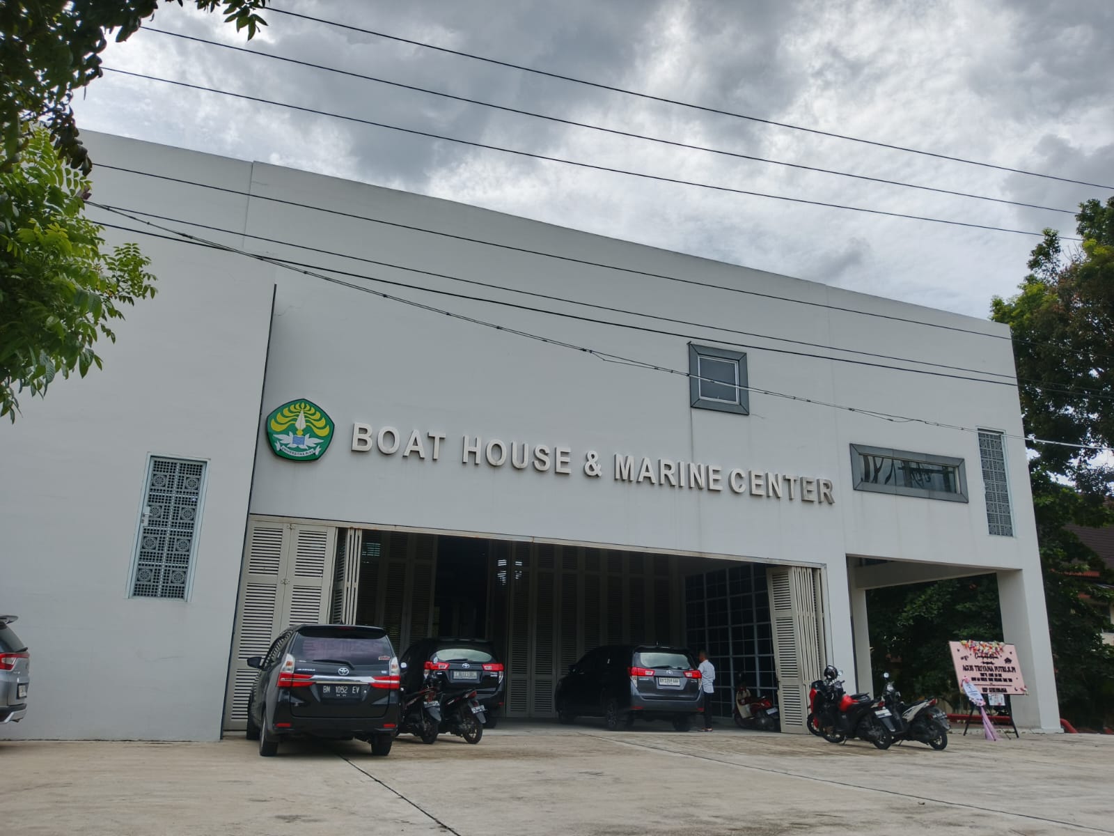 BOAT HOUSE AND MARINE CENTER
