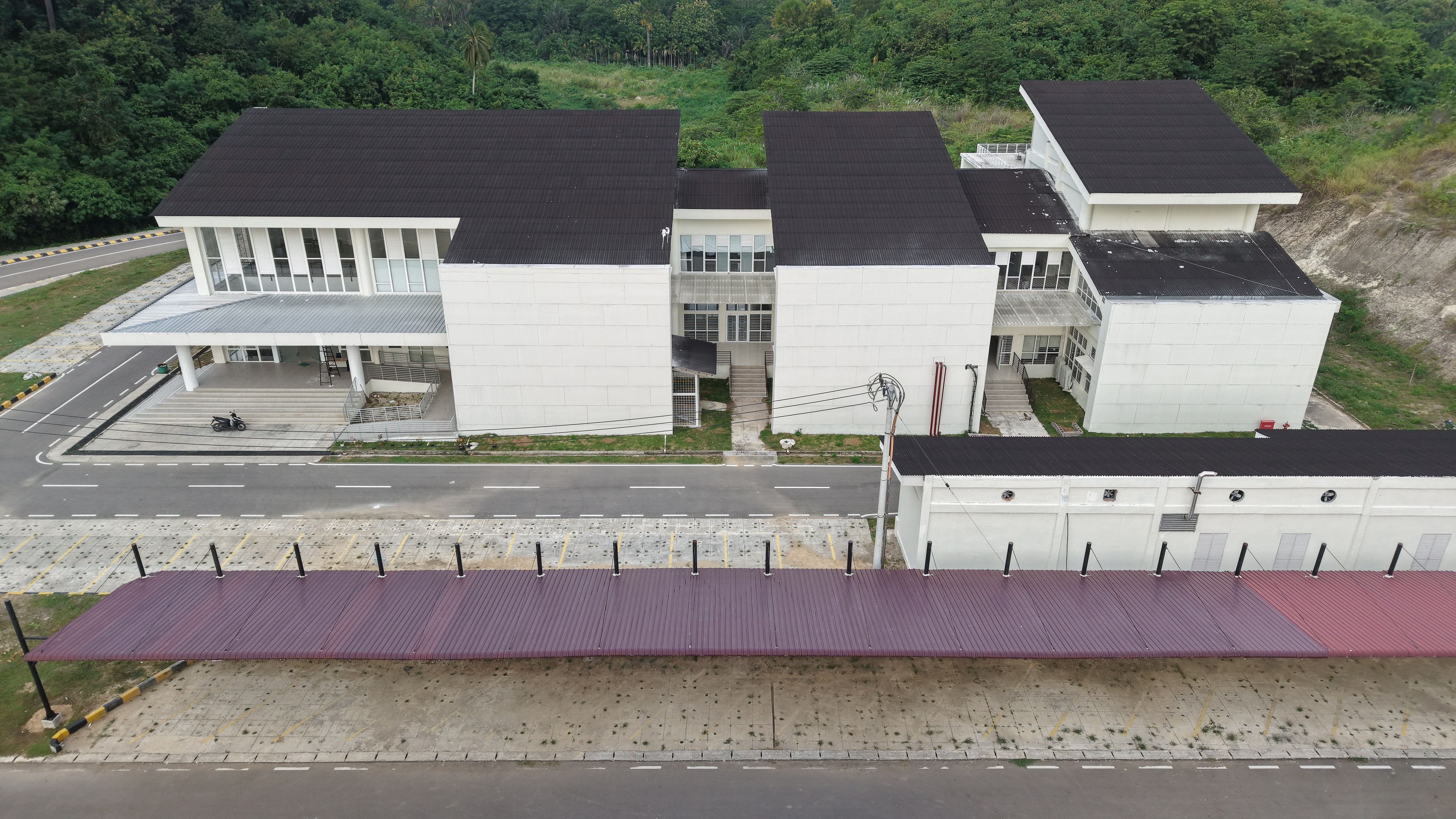 Gedung Laboratorium Teknik Energi Terbarukan