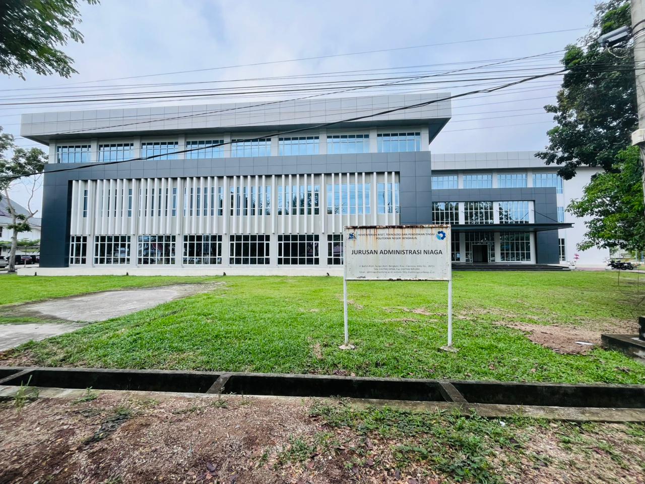 Gedung Kuliah Terpadu 1