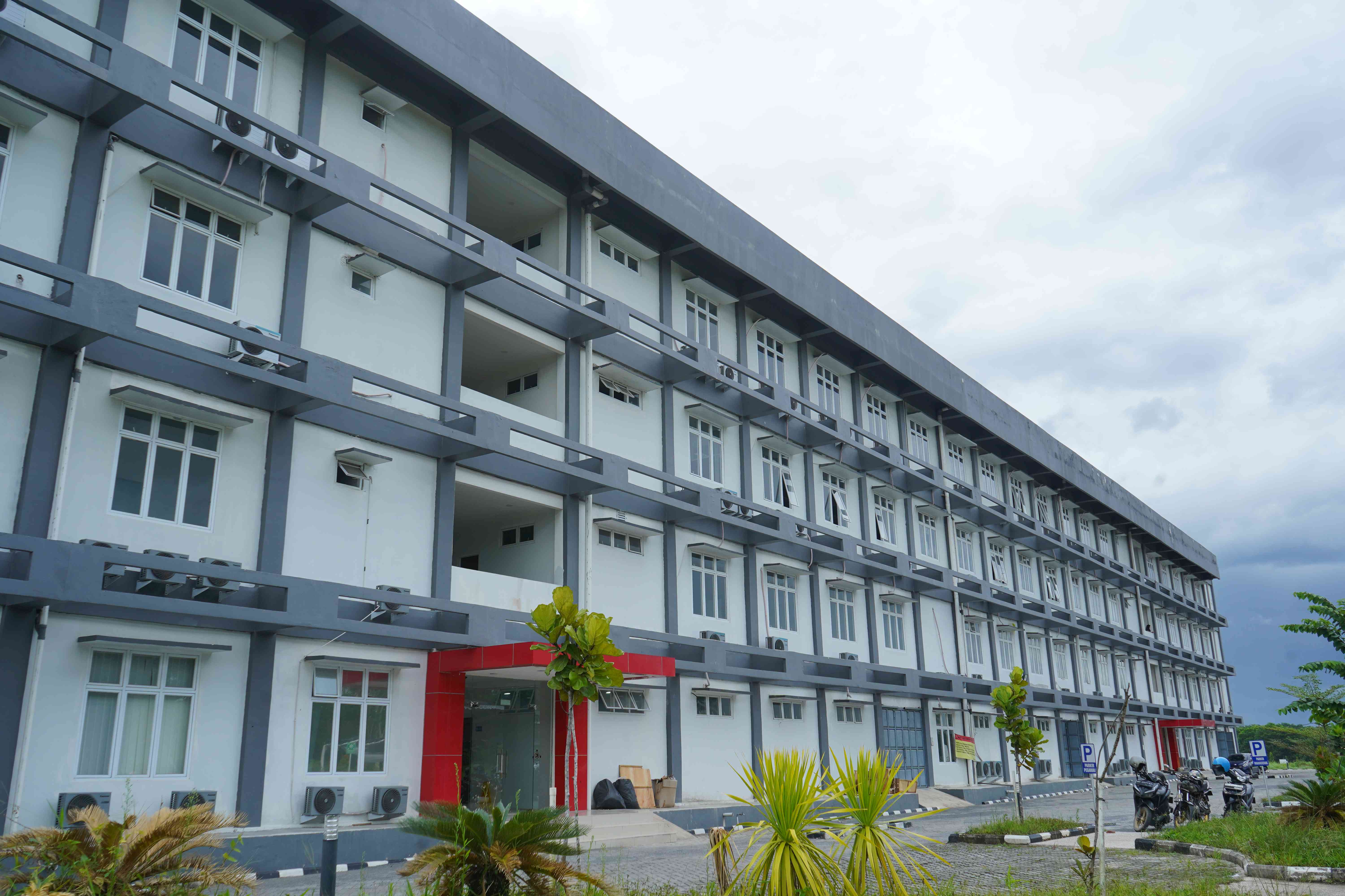 Gedung Laboratorium Teknik 4