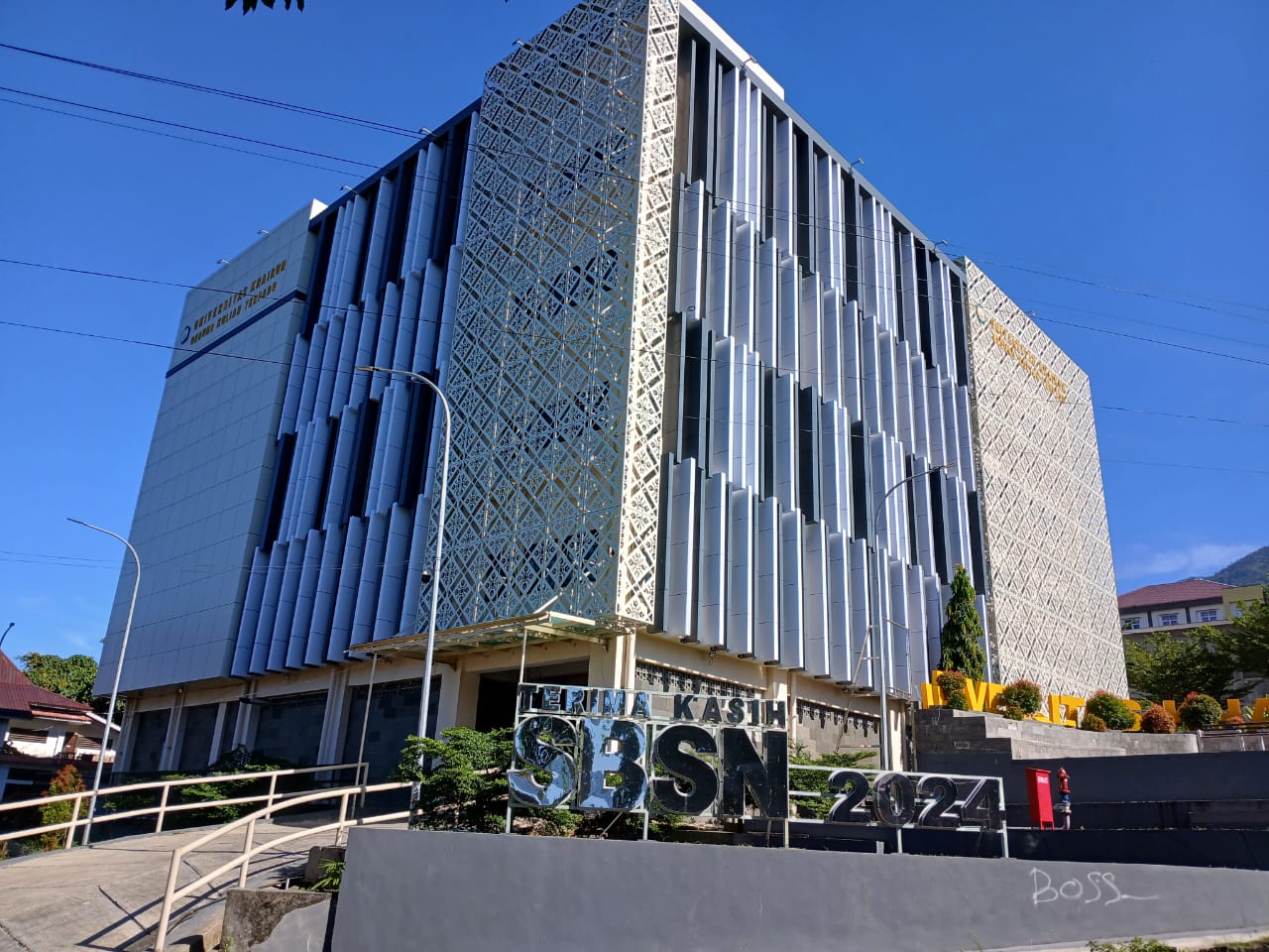 Pembangunan Gedung Kuliah Terpadu (GKT) Universitas Khairun