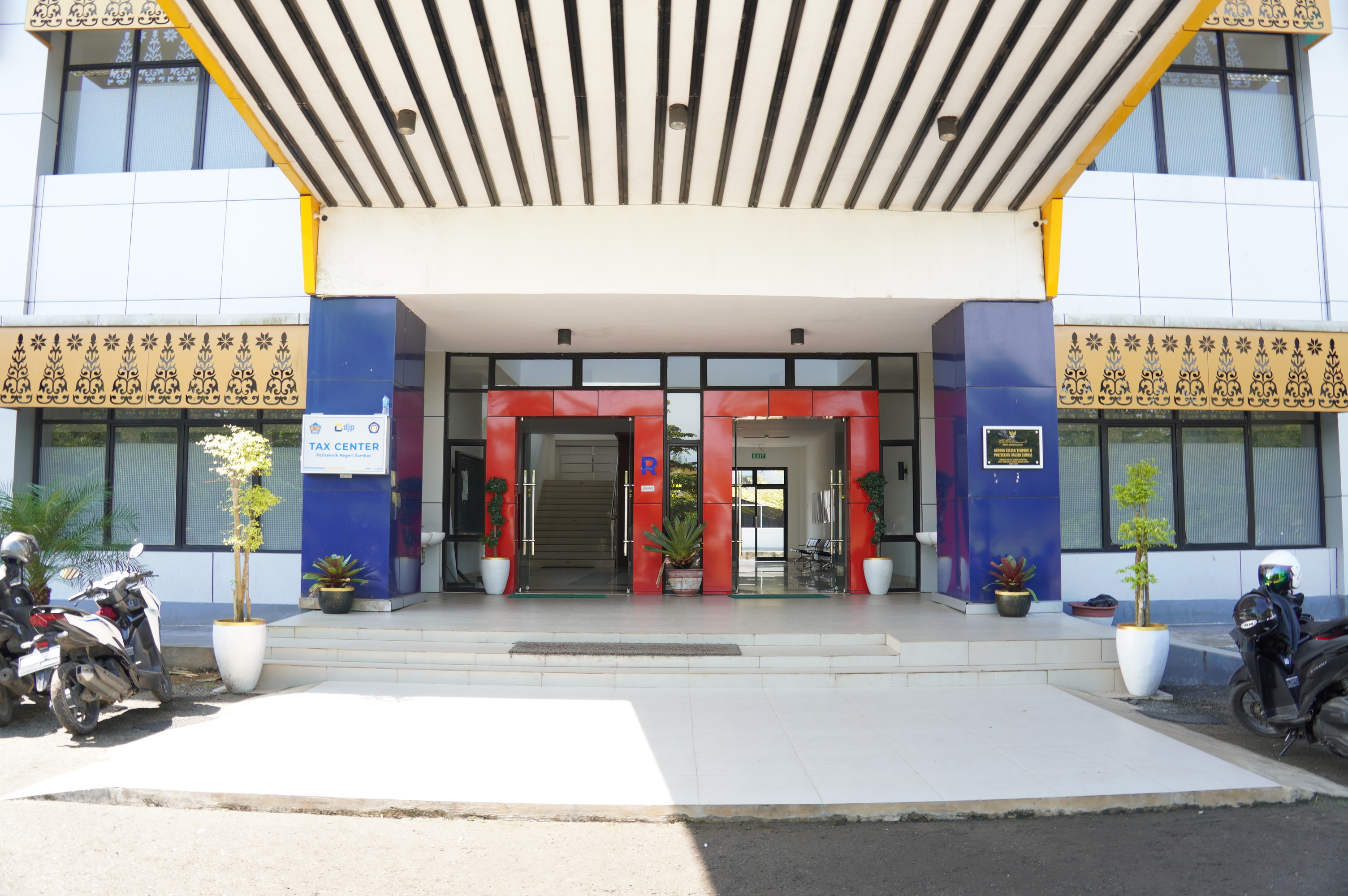 GEDUNG KULIAH TERPADU II