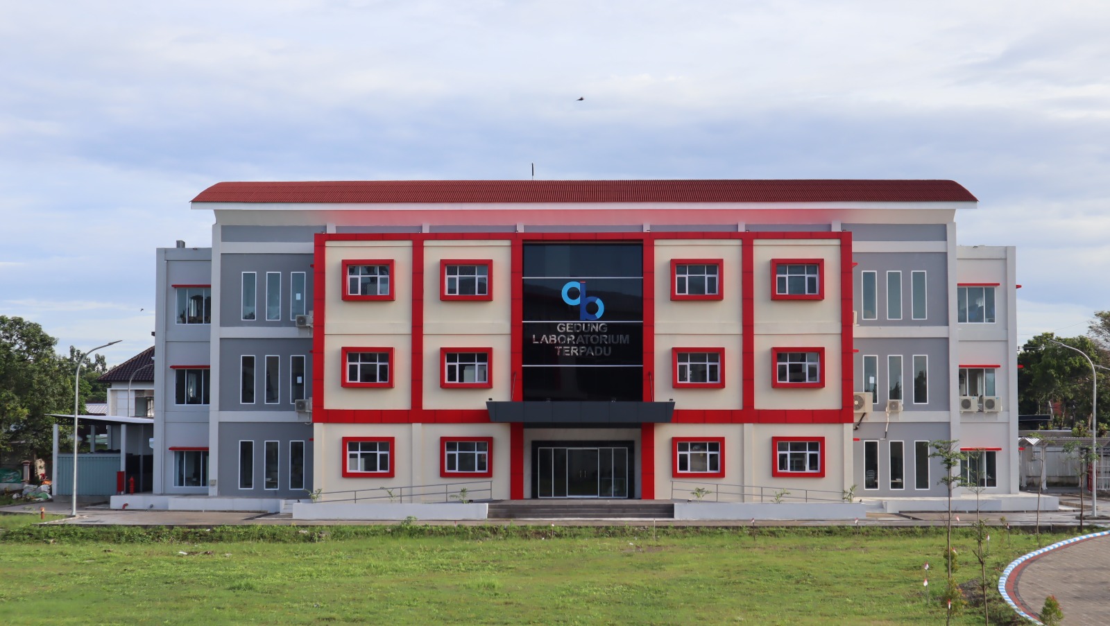 Gedung Laboratorium Terpadu