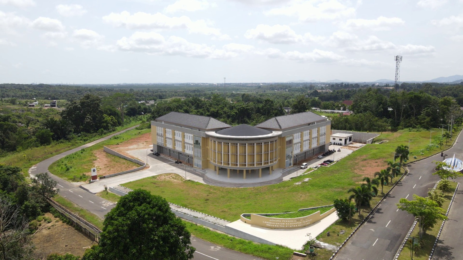 Gedung Perkuliahan dan Laboratorium Kesehatan Terpadu